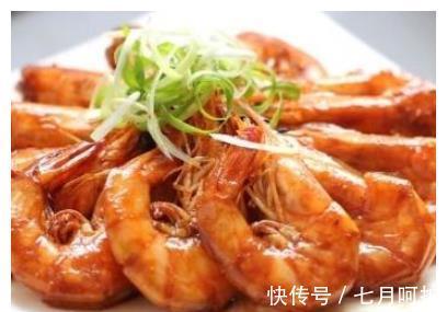 强健|近日暴雨孩子喜欢吃大虾吵着要吃，多吃补钙虾，滋补高钙强健身体