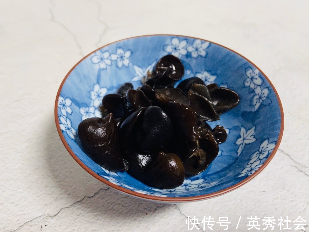 减脂餐|低油低脂素炒三鲜,美味好吃,健康营养