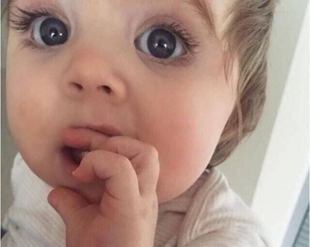 地方|没事多摸娃这几个地方,益于大脑发育,很多家长不碰