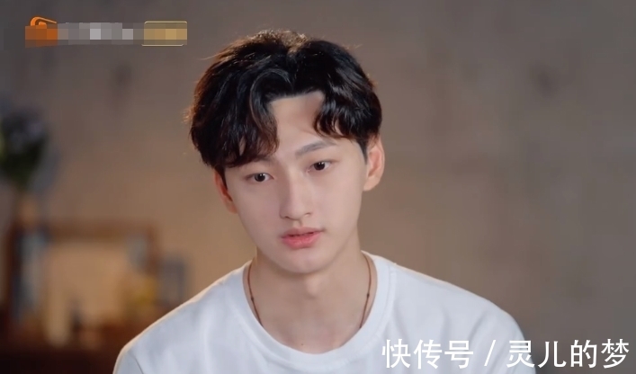 《创造营》训练生上《女恋4》,却说不想恋爱,孟子义态度都变了