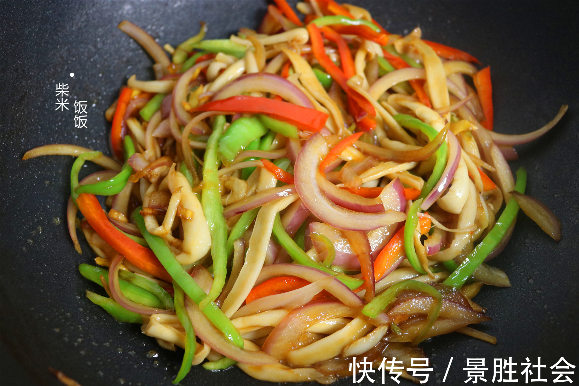 海鲜菇|这3种蔬菜,全部自带鲜味,搭配一起炒,不用放肉却比肉香