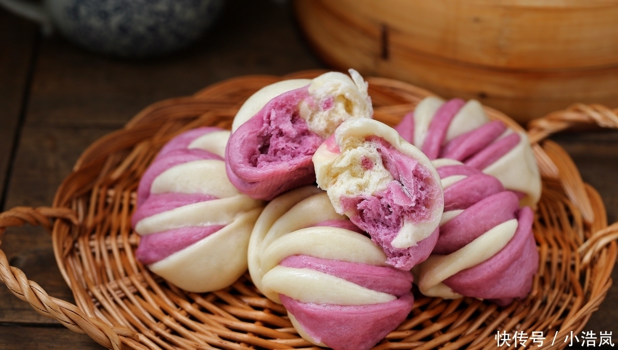 无需任何技巧就能做出双色花卷，层次分明、暄软香甜，漂亮极了！