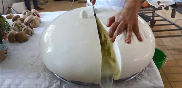 液体|液体牛奶变奶球,这么大颗的芝士奶球,你们不想尝尝看吗?