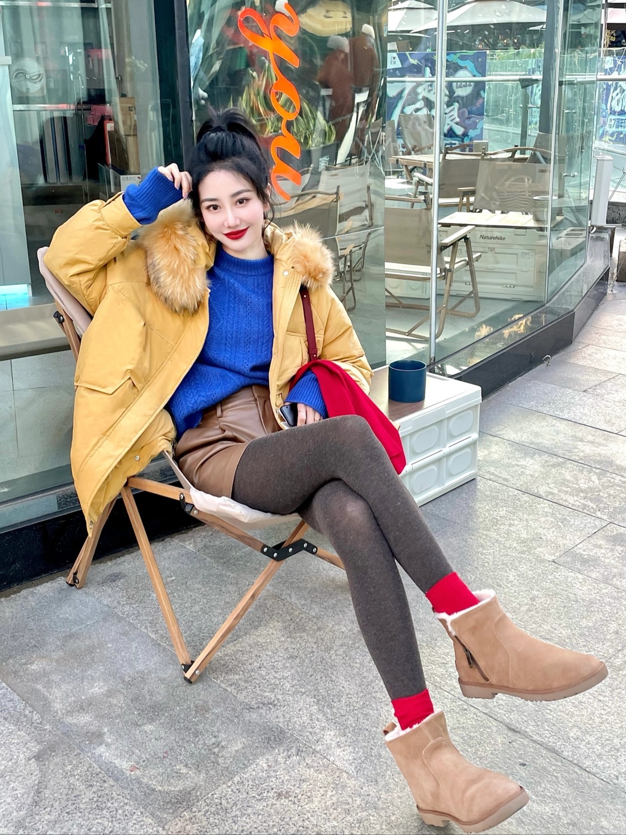 小姐姐|天冷了羽绒服不要多买,有这几款就够了,搭配裤子、半身裙都洋气