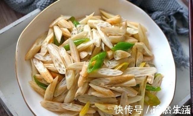 它是“穷人的阿胶”,每天炒一盘,排出毒素,气血足了,肌肤细腻