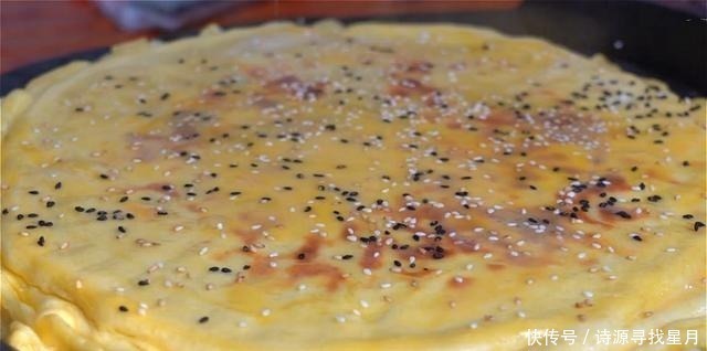 面片|玉米面这样做真好吃，一擀一煎，5分钟出锅，连吃一个月都不腻