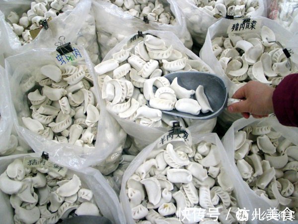 速冻水饺为啥比手工水饺便宜那么多?听完其中的猫腻,你还会买吗