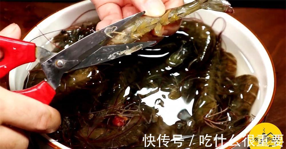 渔民|老渔民教我一招，不加一滴水，煮出的白灼虾比饭店还好吃