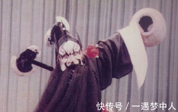 韩伯龙!黑旋风李逵的结局:手脚筋被挑断,像抓猪崽似的被人掐着脖子生擒