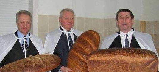 面包|俄罗斯人一年吃150斤,日本吃10公斤,中国只有吃1公斤