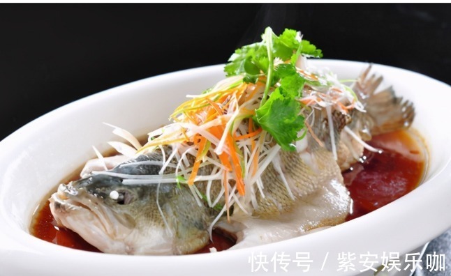 心脑血管疾病|年龄越大,越要多吃肉?医生建议:这3种肉,55岁后不妨多吃点