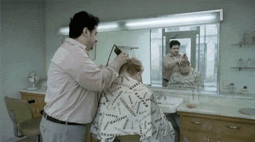 |搞笑GIF：本来我也想吃一口 但是碍于面子没张口