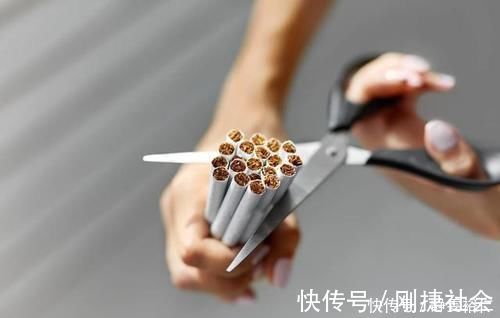 吸烟|远离肺癌,请记住:晨起3坚持、睡前3不宜,肺部会更健康