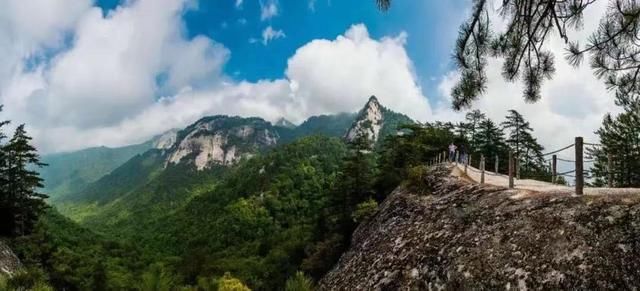 “储储”邀您畅游镇安，邂逅秋雨流瀑，仙境塔云|跟着网红游商洛| 包茂高速