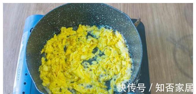 水饺|夏天最爱这馅儿的饺子,花钱少吃得好,还能补钙,一大盘不够吃