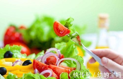 乳清酸|高尿酸、痛风的人很适合吃这3类食物,多国营养师大力推荐!