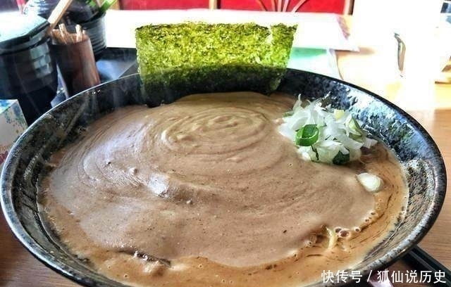 邀请|男友邀请我去吃拉面,神秘汤底诱人无数,但第一眼就把我给恶心了