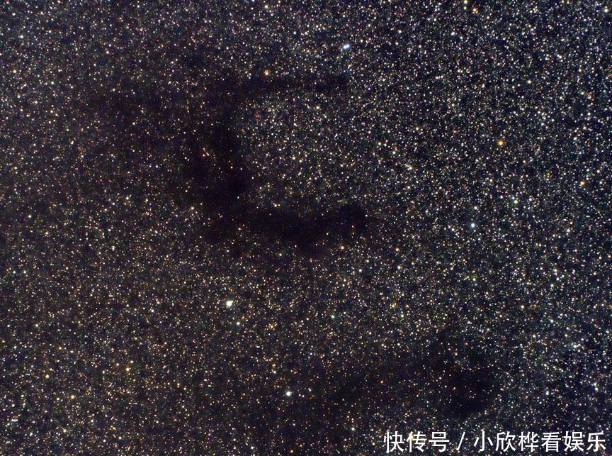 银河系 皮影戏 - 夏令时双筒望远镜的黑暗星云