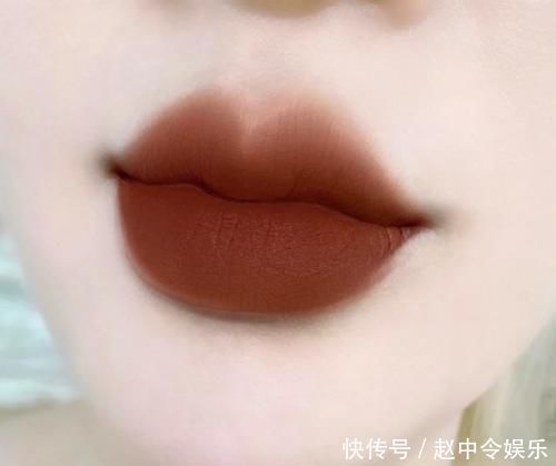 氛围感|新年不知道选啥口红更出彩?这几支大牌冷门却很好看,个个都美