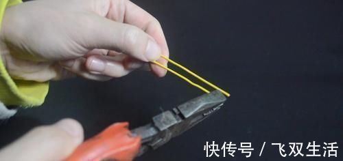 你家有回形针吗 这个用途太聪明了, 看完抓紧告诉家里人还不迟