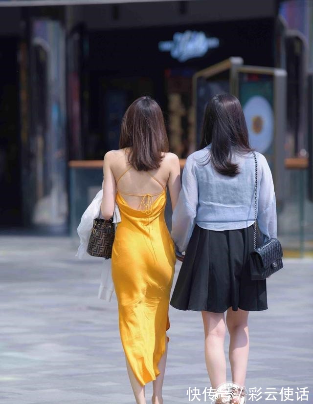 装扮 时尚好看的连衣裙装扮显得古韵别致,气质十分出众,简单大气!