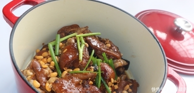 软烂|炖猪蹄,别只知道加生姜和料酒!多加些它,软烂入味,不油不腥!