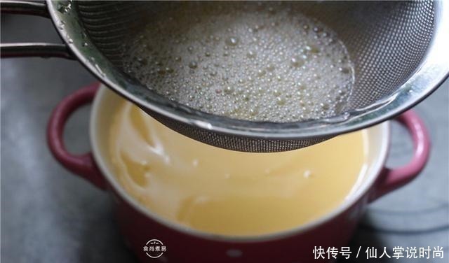 肉糜|还在加水蒸鸡蛋，那你就大错特错了！大厨教你这样做，又嫩又滑！