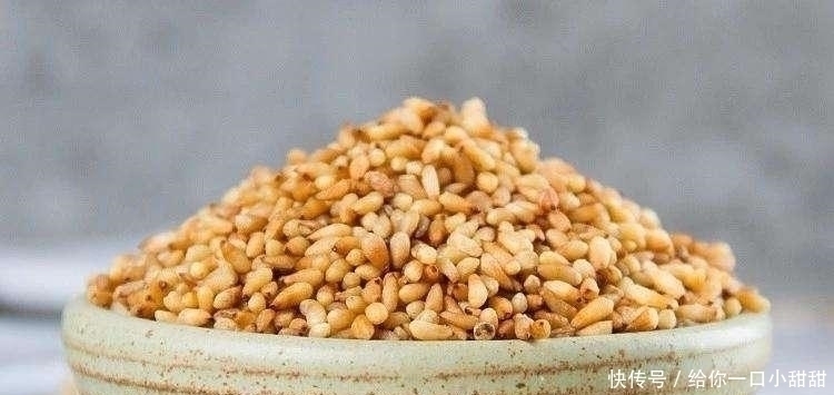 退休老中医的“延命方”一味药,头发不掉,大便不燥,睡觉不闹