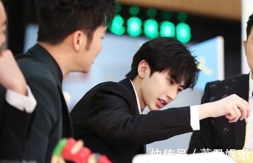 《跑男》最不后悔請(qǐng)的幾位嘉賓,第一位是“大佬”,最后一位讓網(wǎng)友淚目