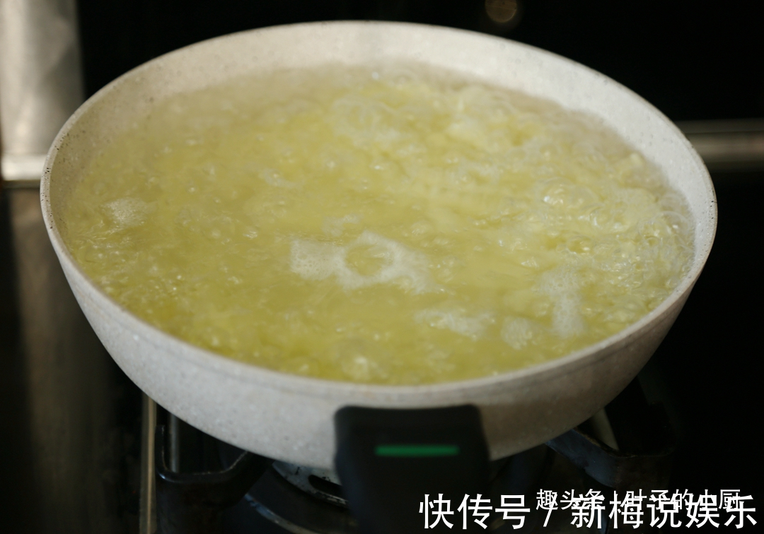 土豆吃了几十年，第一次如此做，太香了，5盘都不够吃