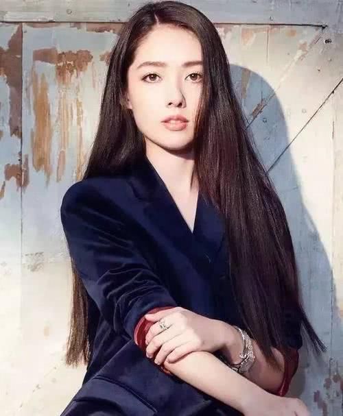 女生自以为好看的4种发型,其实都是“踩雷”款,直男大多都反感