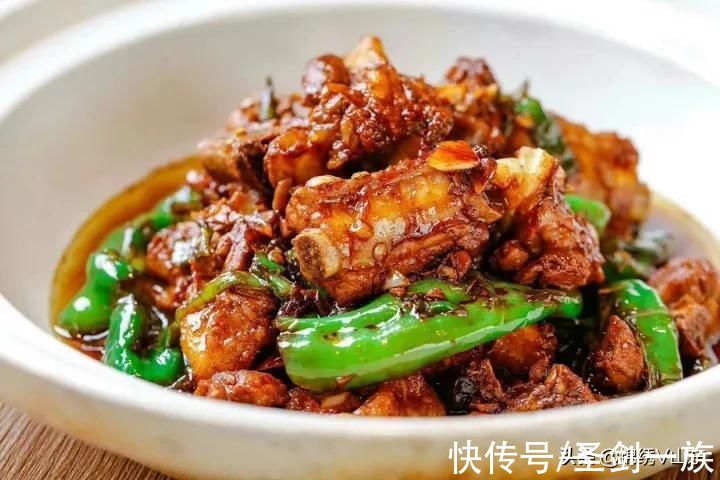 适合周末聚餐的12道美味家常菜,价格实惠,省时省力,家人超爱