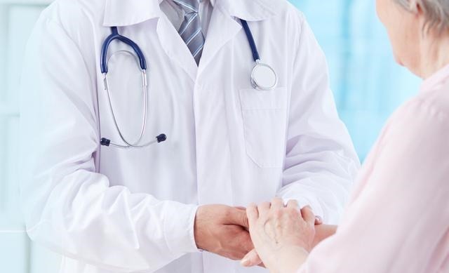 肛门|痔疮反复发作?教你一招,马齿苋加鸡蛋能有效预防缓解痔疮问题!