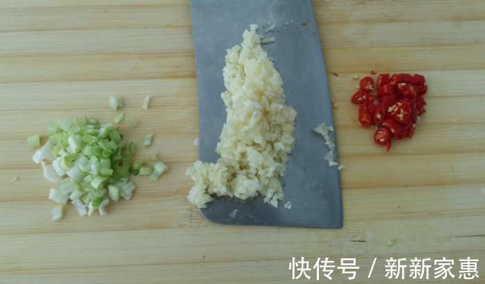 做法|茄子的做法千百种，这种做法最好吃，不炒不蒸不凉拌，越吃越想吃