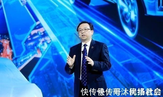 兄嫂&嫂子卖嫁妆供他读书,后创办比亚迪坐拥百亿身家,现与哥嫂住对门