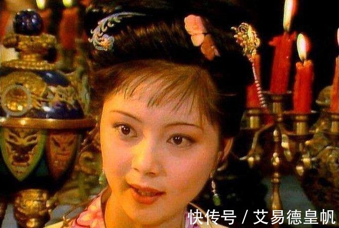 同床@红楼梦里宝钗唯一一次与宝玉“同床”,暗示两人最后结为夫妻