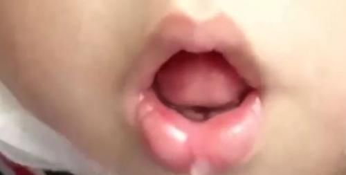 嘴巴|4岁孩子为什么总是张着嘴巴睡觉?你家有这种情况吗,快看看医生怎么说