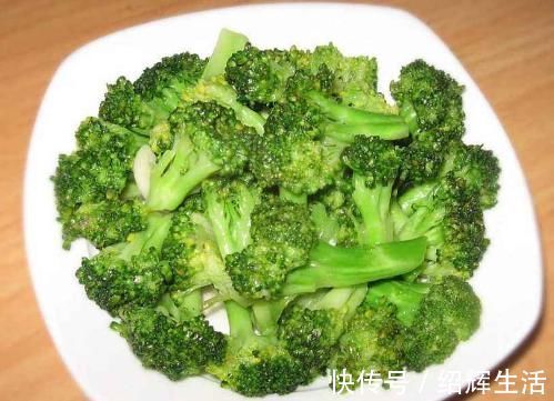 西蓝花|西兰花用清水越洗越脏,教你3个妙招,虫卵污垢全都自动跑出来