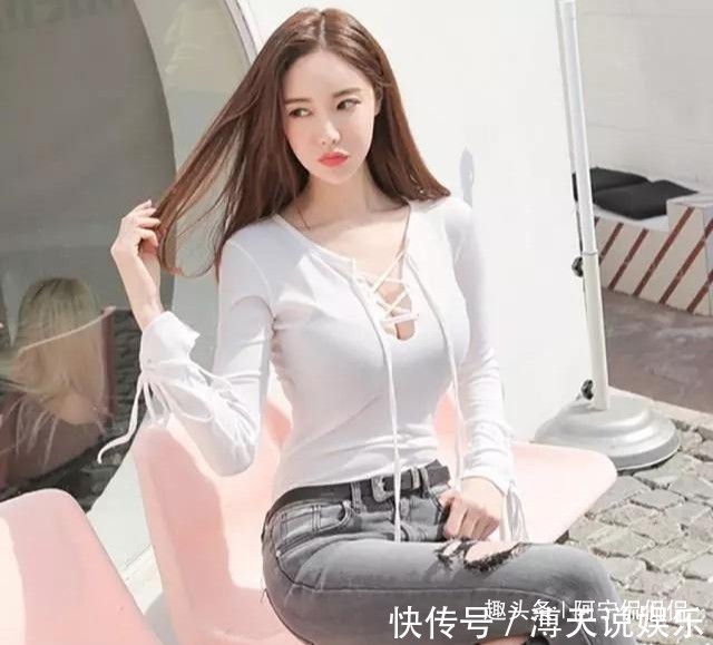 气质 打底衫穿出小清新的气质,搭配上牛仔裤尽显潮流风范