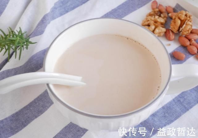 高血脂|降血脂“高手”终被找到,不是木耳,若你爱吃,血管干净又年轻!