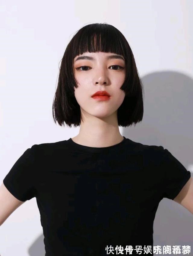 瘦脸 女发别乱剪,100多款新发型送给大家,你看美不美