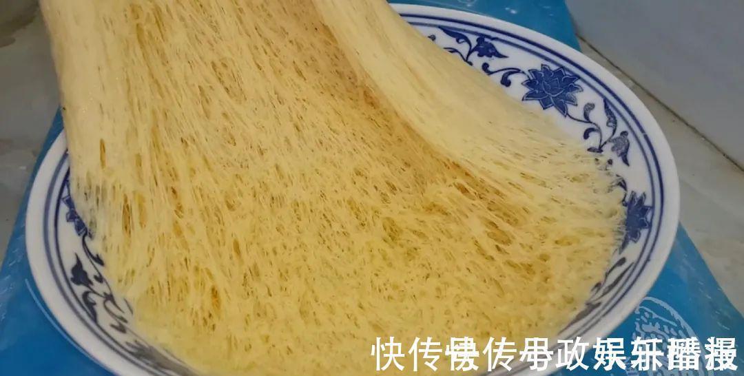 3个鸡蛋,1斤面粉,大刀一切,松软香甜不刷油,我家一周吃五次