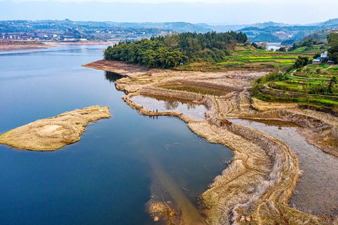 忠县彭家院子：东溪湖畔的“岭上渔村”