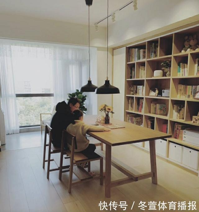 电视|幸亏我醒悟及时,趁早将客厅改为书房,孩子学习习惯现在非常好