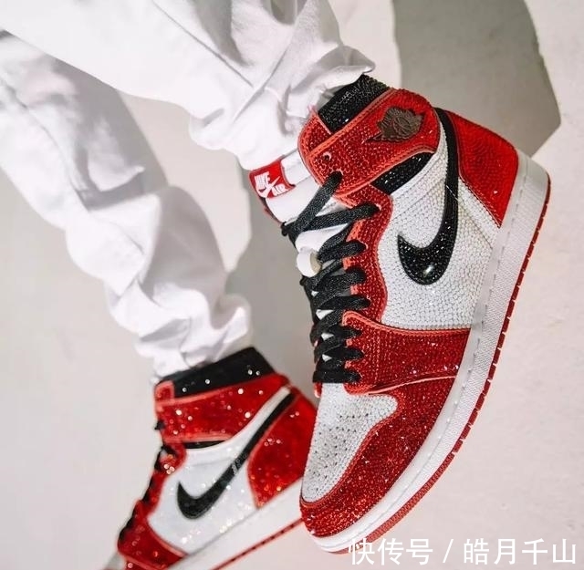 air jordan 鞋身镶钻，最便宜也要 5 万！这些AJ1太酷了