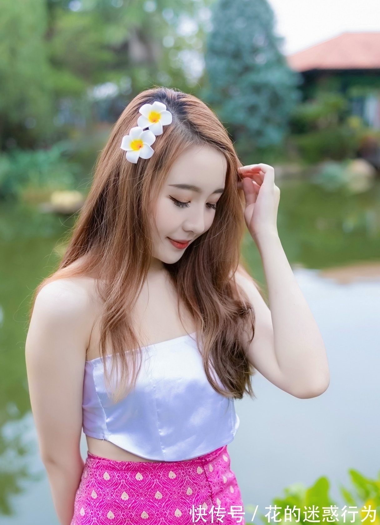 良辰!七绝·十二首丨孤单欲遣相思苦,满笔朱砂乱画云