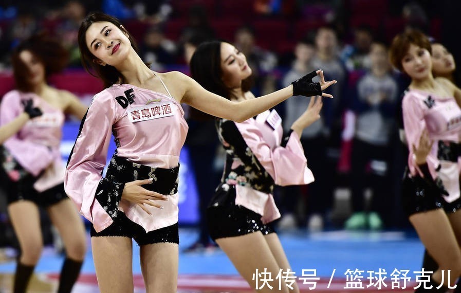 nb揭秘,CBA拉拉队和NBA有什么区别?为何NBA禁止拉拉队穿内裤?