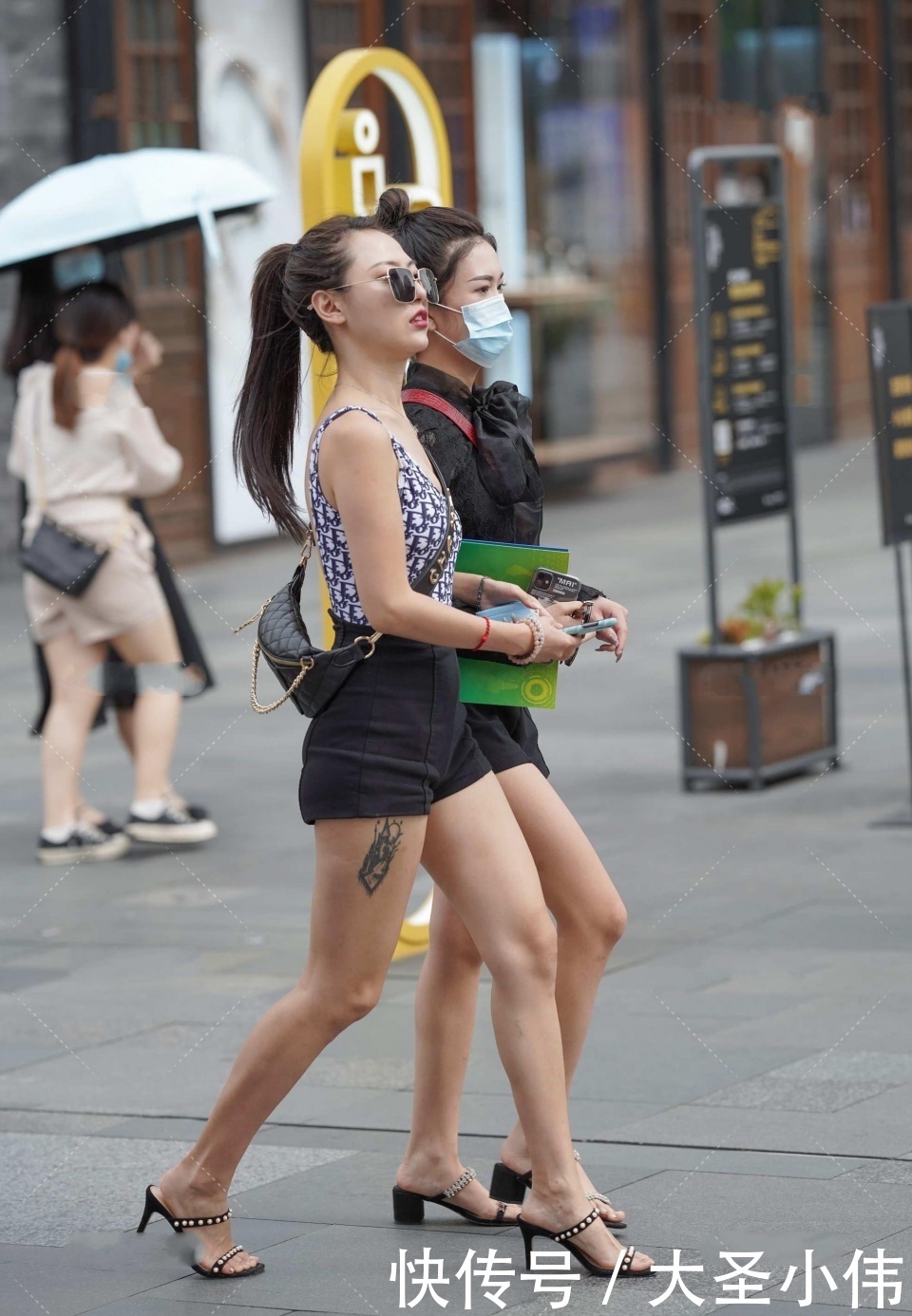 小姐姐|美女街拍:小姐姐这身材是所有男生都梦寐以求的吧!要是我女友,被绿也愿意