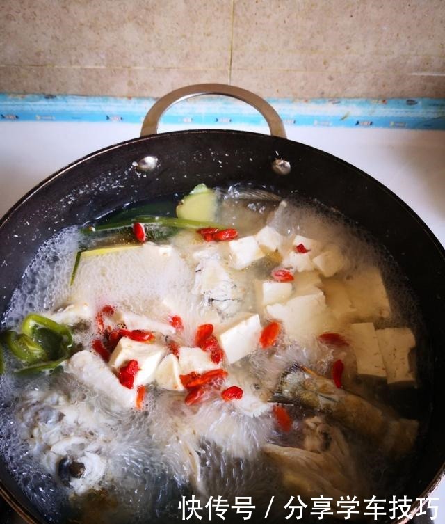 天然“钙王”被发现，鸡蛋牛奶靠边站，孩子常吃记忆力强，个子高