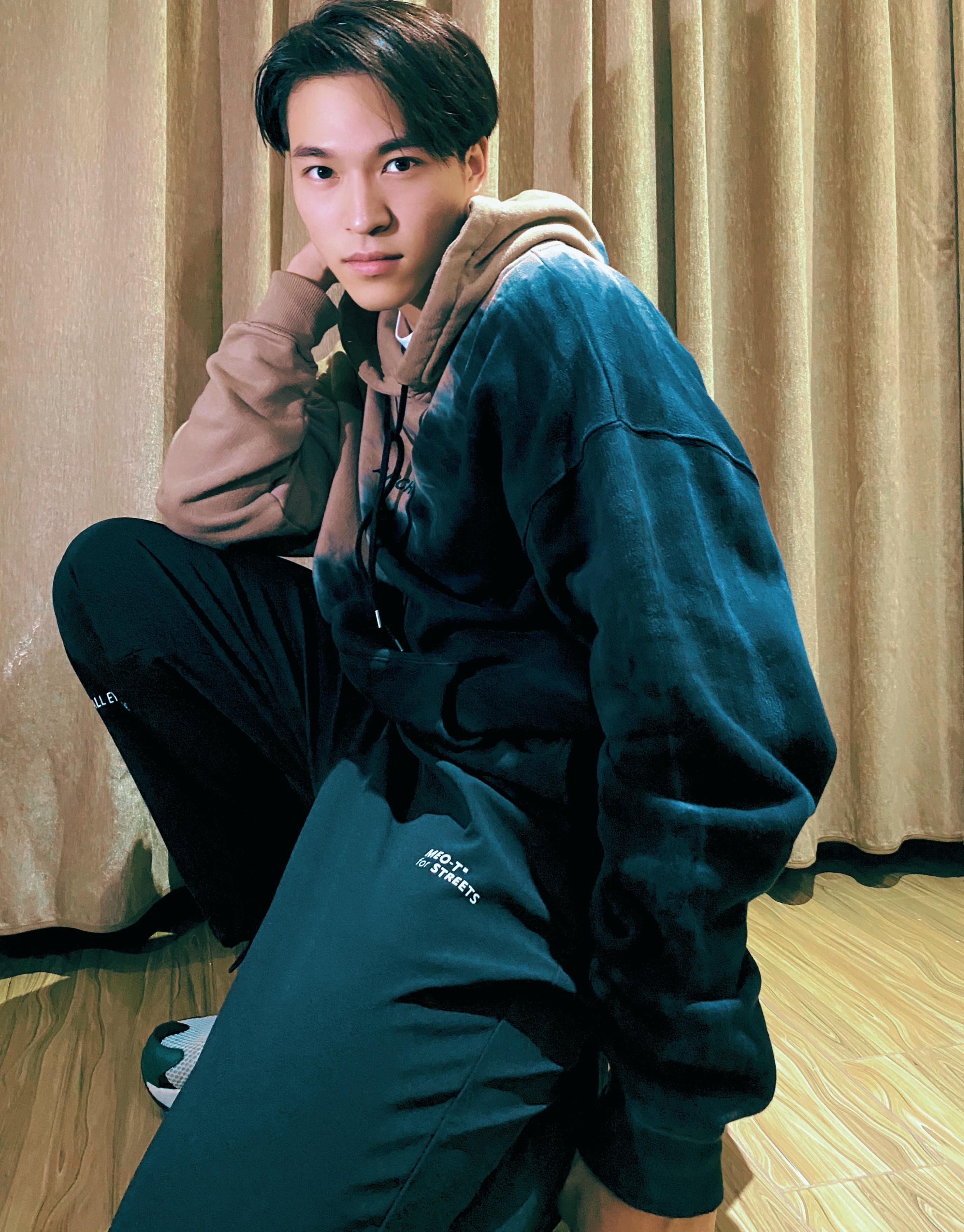 《创4》小栗旬侄子天花板级别舞蹈艳惊四座，被夸扶贫式参赛，网友：别退赛